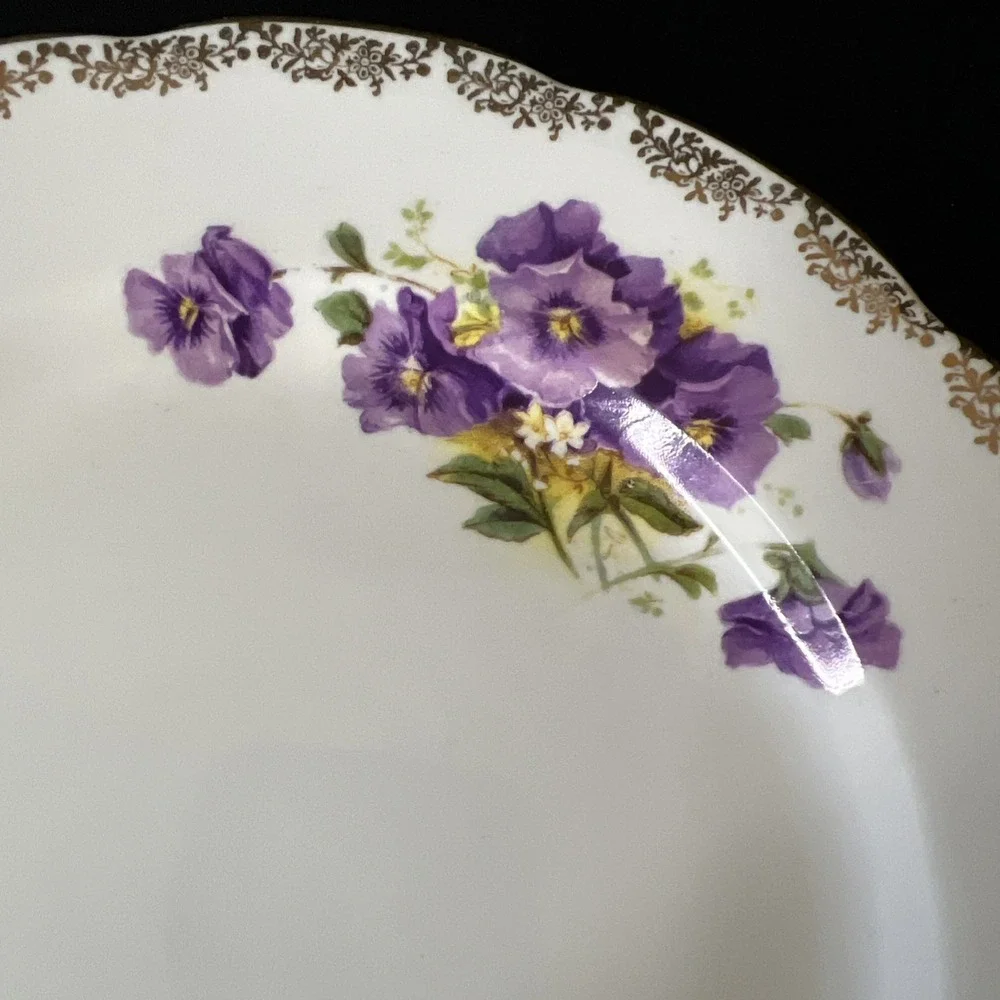 COLLINGWOODS ENGLAND‎ BONE CHINA 8